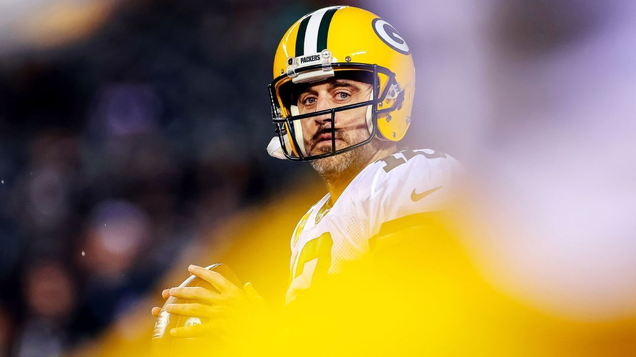 What is a darkness retreat and why would Green Bay QB Aaron Rodgers go to one?