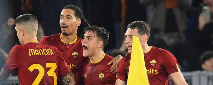 Roma reach Europa League round of 16 with win over Salzburg