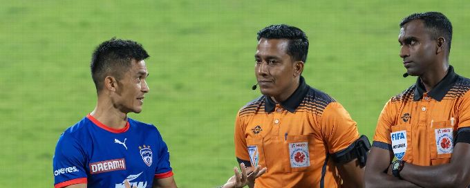 Sunil Chhetri's controversial winner against Kerala Blasters explained: by the laws, and Chhetri himself