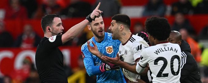 VAR Review: Fulham's 3 red cards at Man United, Newcastle's offside goal vs. Forest, Wolves rage