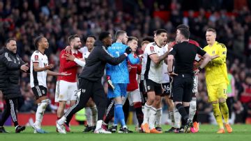 Man United seize on Fulham's indiscipline to book FA Cup semifinal spot
