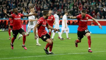 Bayer Leverkusen stun Bayern Munich with comeback win through two penalties