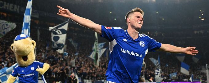 Schalke crush Hertha 5-2 in relegation battle to move off bottom place