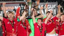 El Wrexham de Ryan Reynolds ascendió a la League Two