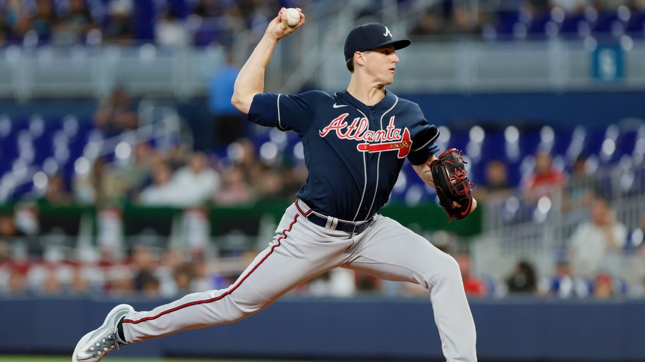 Braves' Wright exits in 3rd inning, headed to IL