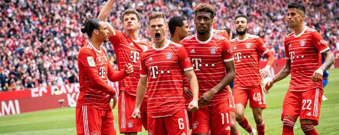 Bayern Munich close in on title with 6-0 demolition of Schalke