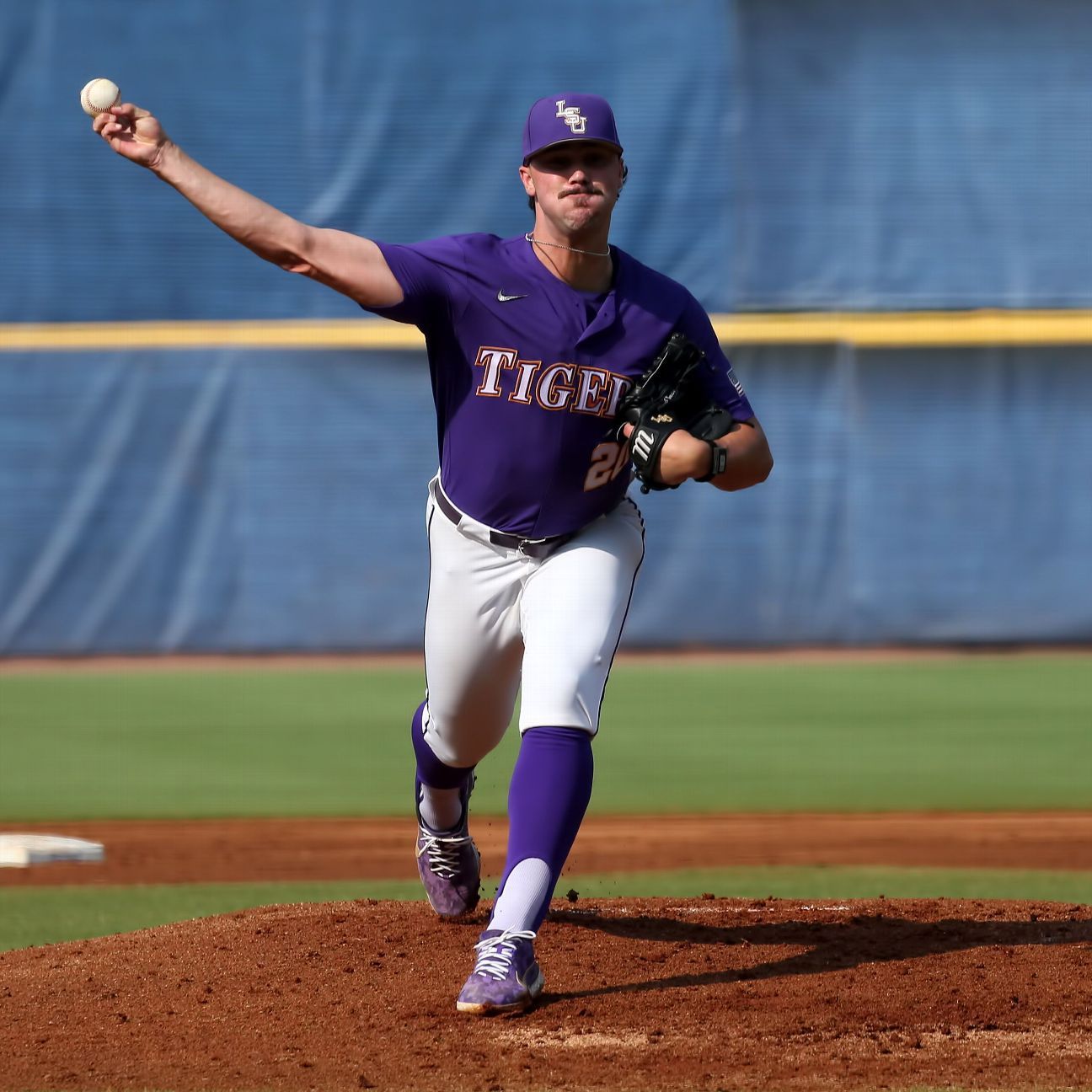 College baseball 2023: NCAA tournament scores, schedule, watch