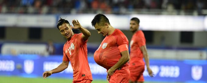 Sunil Chhetri the difference, again, as India beat Vanuatu 1-0
