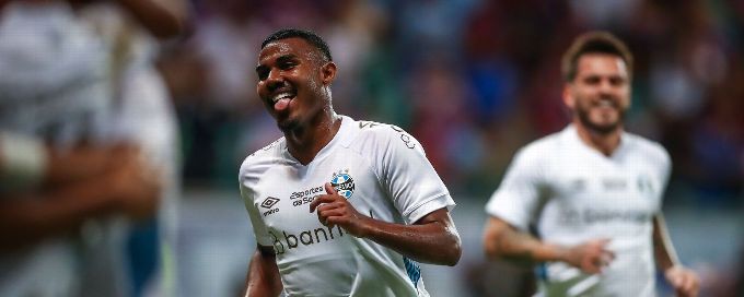 Nottingham Forest near deals for Bakwa, Cuiabano - sources