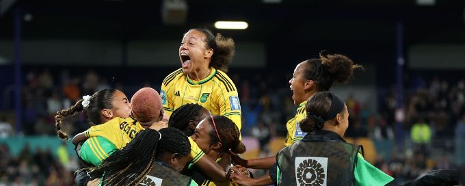 Jamaica knock out Panama from World Cup after narrow win