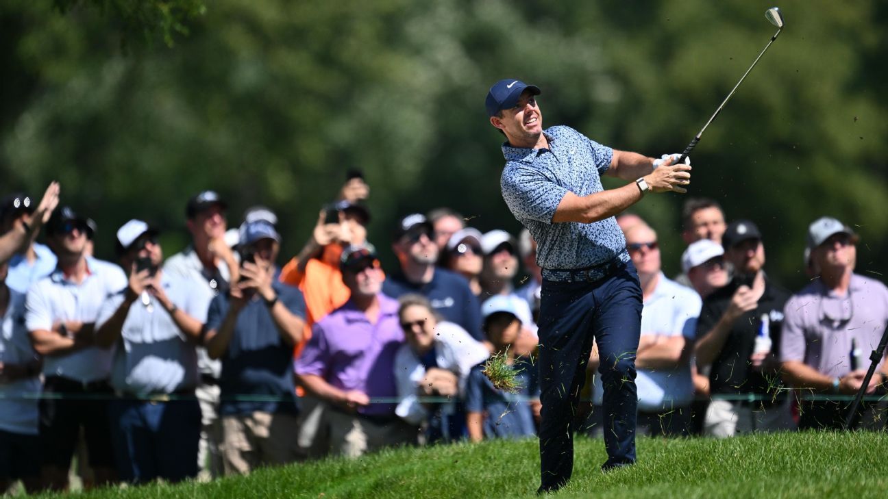 Rory McIlroy, Brian Harman share BMW lead at soft Olympia Fields