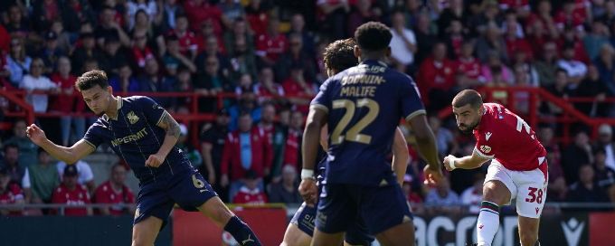 Wrexham stun Swindon with stunning comeback to earn 5-5 draw