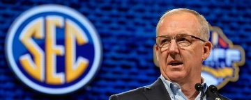 Sankey implores NCAA to axe ruling allowing pro-sports betting