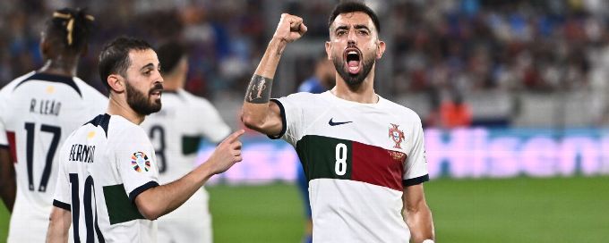 Fernandes earns Portugal 1-0 win over Slovakia in Euro qualifier