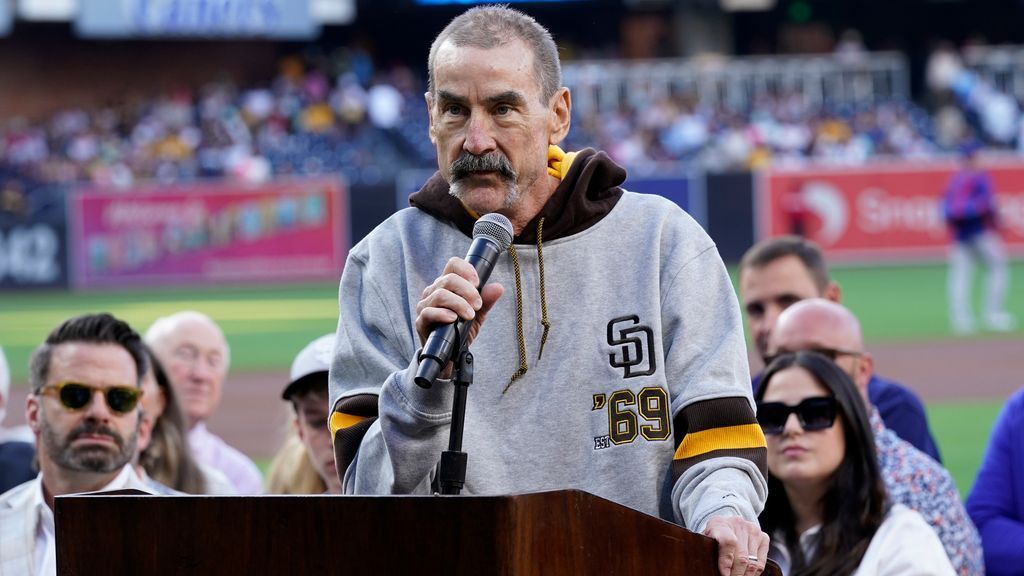 Seidler, Padres chairman and owner, dies at 63