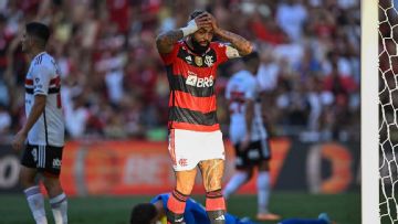 Flamengo striker Barbosa suspended 2 years in doping fraud case