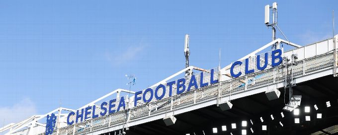 Chelsea offer free travel to fans for Christmas Eve fixture