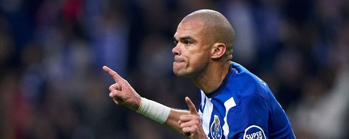 Pepe becomes oldest Champions League scorer in Porto win
