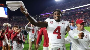 Alabama quarterback Jalen Milroe's rise from benched to irreplaceable