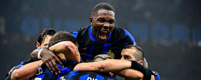 Inter thrash Udinese 4-0 to reclaim top spot