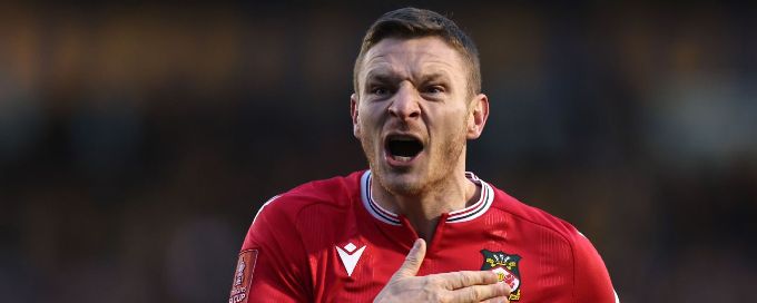 Wrexham boss Phil Parkinson: Paul Mullin made decision to leave