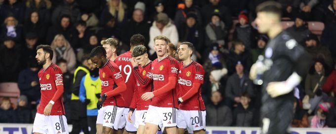 Dalot, Fernandes send Man United past Wigan into FA Cup 4th round