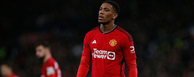 Transfer Talk: Martial to join Fenerbahce from Man Utd