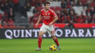 Benfica deny talks with Man United over João Neves transfer