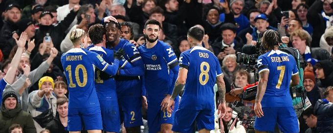 Chelsea thrash Middlesbrough to reach Carabao Cup final