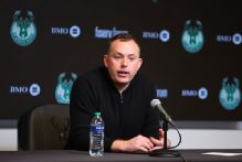 Bucks' GM Horst says trading Antetokounmpo 'very difficult'