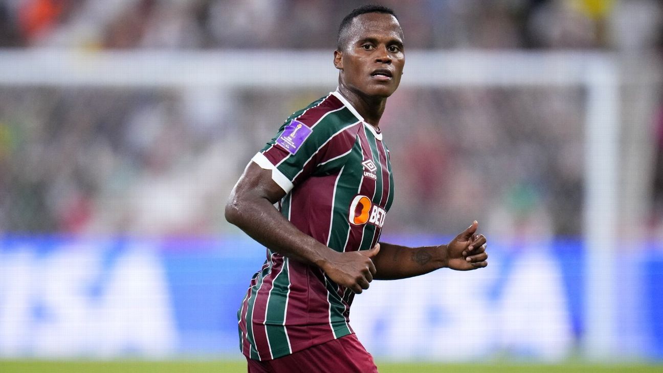 experimental time!  Fluminense will only analyze offers for Arias if they are from the top European leagues