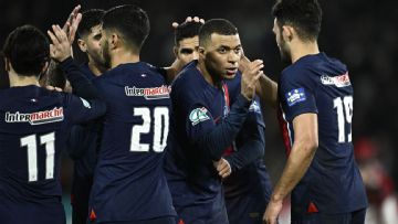 Mbappé leads PSG to Coupe de France quarterfinals