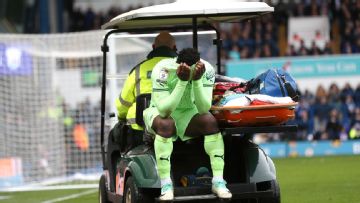 USMNT striker Dike carted off in tears after latest injury
