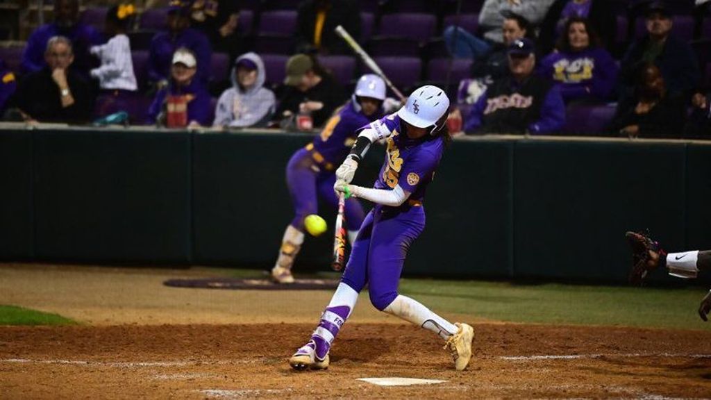 No. 6 LSU sweeps Day Two of Tiger Classic