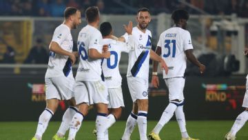 Leaders Inter cruise to 4-0 win at Lecce with Martinez double