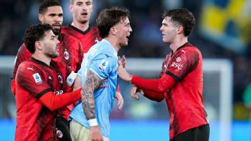 Lazio finish with 8 men in heated loss to AC Milan