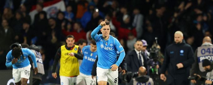 Late Raspadori strike earns Napoli home win over Juventus