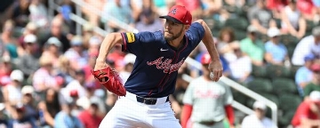 Braves' Sale haunts old team with sharp outing