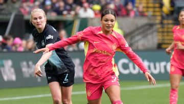Sophia Smith signs new Thorns deal, becomes NWSL's highest paid