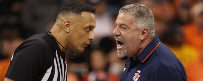 Bruce Pearl sticks up for Chad Baker-Mazara after costly ejection