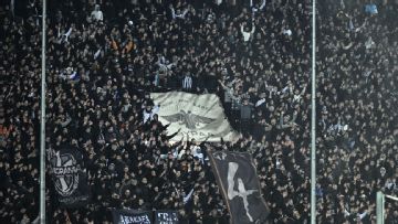 Greek authorities ban paper tickets to curb fan violence