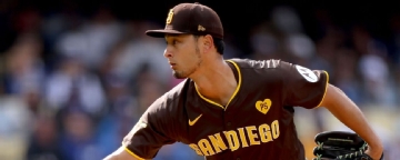 Padres' Darvish goes on IL with neck tightness