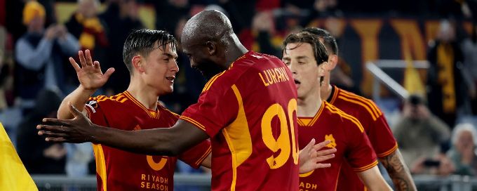 Ten-man Roma beat Milan to reach Europa League semifinals
