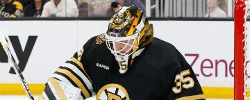Ullmark starts over Swayman in Boston Bruins' Game 2 loss