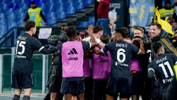 Late Milik strike sends Juventus into Coppa Italia final