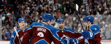 'Deeper' Avalanche take Game 3 with late scoring barrage