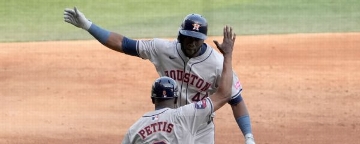 Astros' Alvarez hits two 461-foot HRs in Mexico