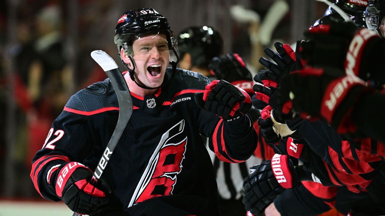 Hurricanes finish off Islanders with late burst