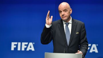 Players union threatens FIFA with legal action over calendar