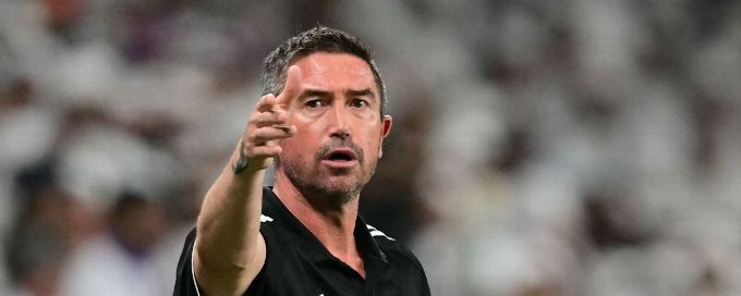 Harry Kewell slams referee after Yokohama F. Marinos' AFC Champions League final loss